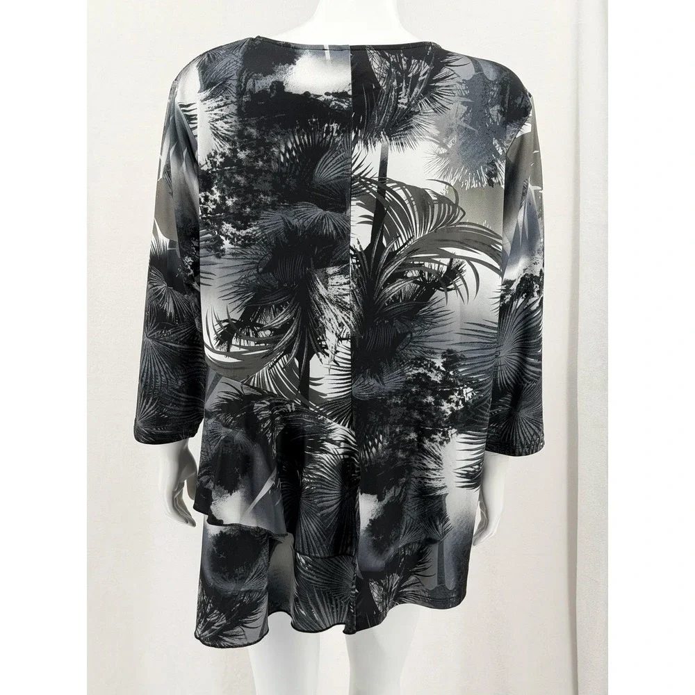 Kate & Mallory Top Womens 1X Gray Palm Print‎ Ruffle Hem Tropical Stretch Office